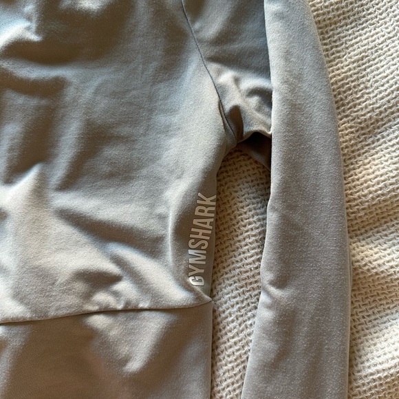 Gymshark Light Gray Open Back Long Sleeve Workout Shirt - Picture 4 of 8